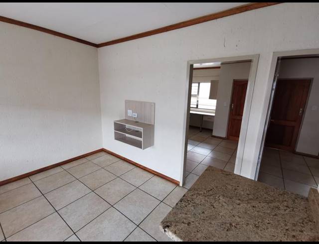 2 BEDROOM PROPERTY TO RENT IN DIE BULT